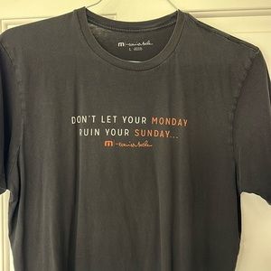 Travis Mathew T-shirt